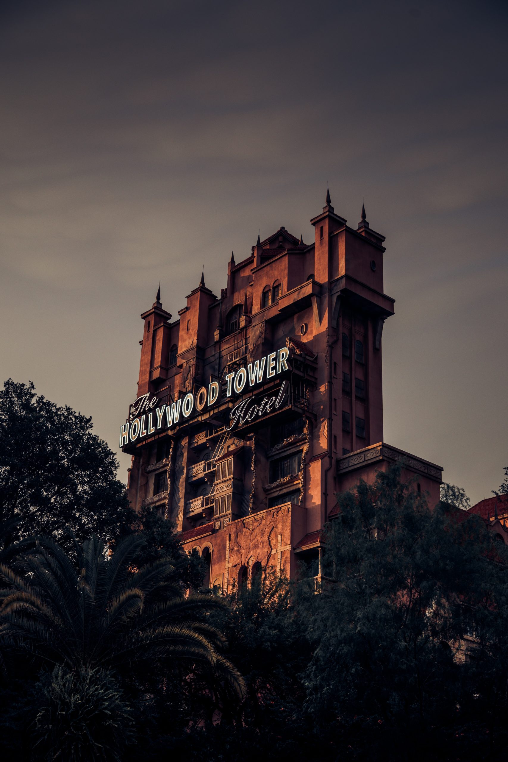 Video: Hoe werkt de Tower of Terror?