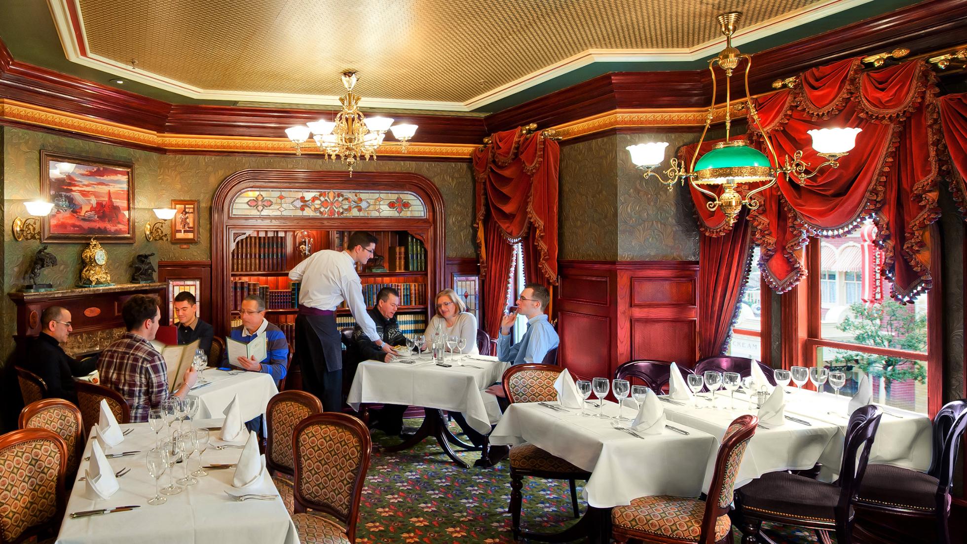 Restaurant Walt’s opent tijdens 30ste verjaardag in Disneyland Paris